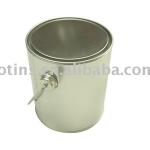 Round tin pail with handle and airtight lid CYR103