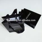 Medium size black color packaging bag,paper bag with wide PP handles