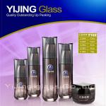 New design cosmetic glass packaging spray bottle for skin care toner product