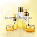 Cosmetic packaging glass container with pump cap