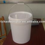 clear plastic bucket with lid