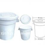 white round plastic paint bucket