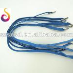 Elastic handle string with metal barb