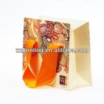 Handmade luxury paper gift bag gift packing wholesale