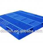 plastic pallets