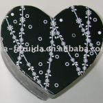 printed heart-shape paper gift box