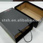 Custom corrugate drawer style shoe box with pull circle and handle manufacture