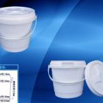 plastic food pails