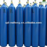 Oxygen gas cylinder