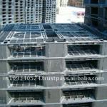 used plastic pallets